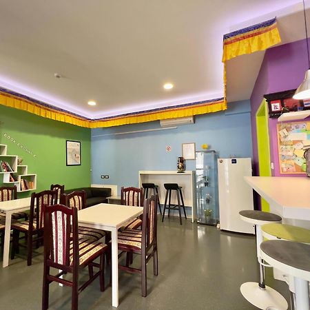 Himalayan Hostel Zagreb Bagian luar foto