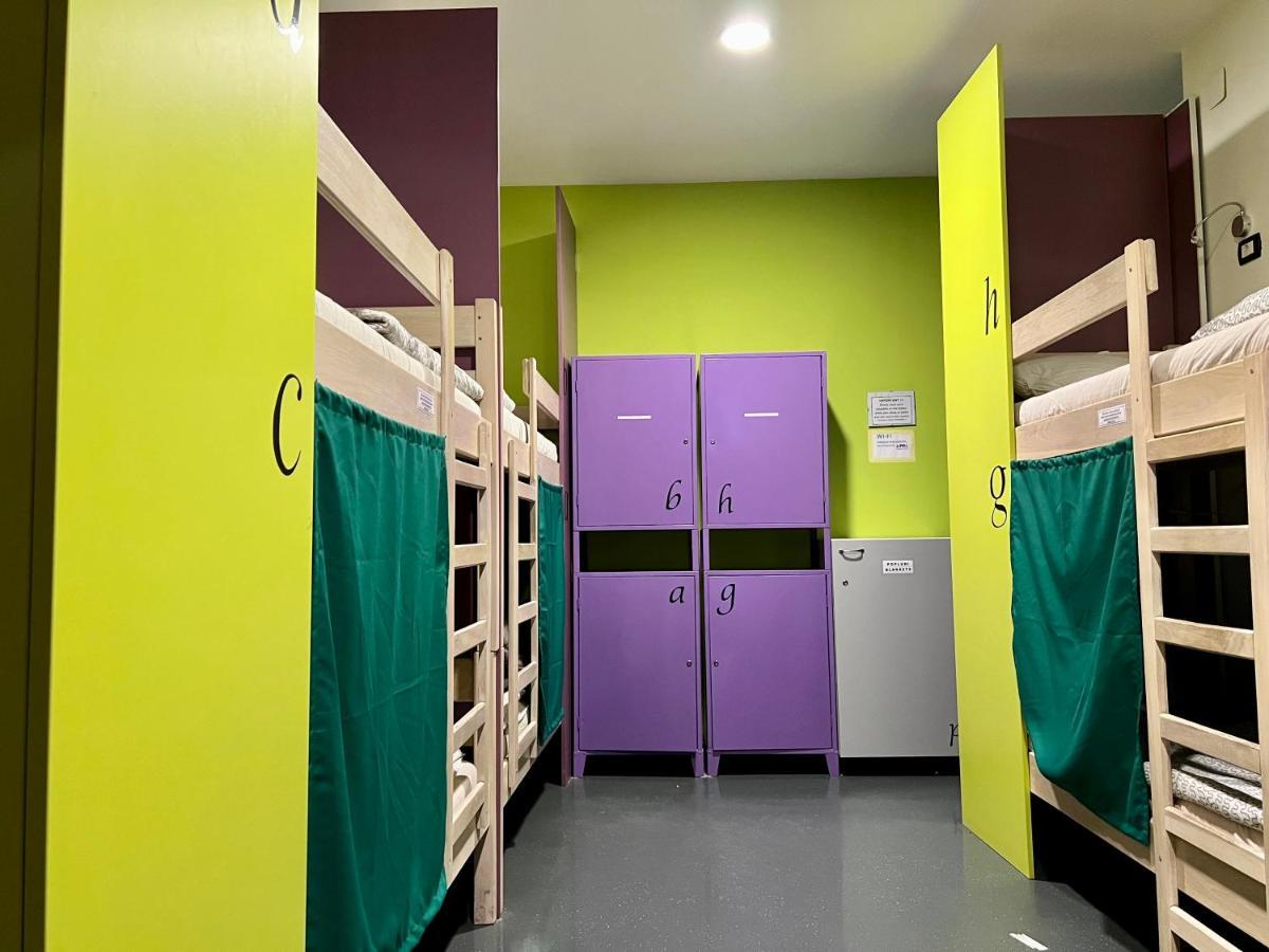 Himalayan Hostel Zagreb Bagian luar foto