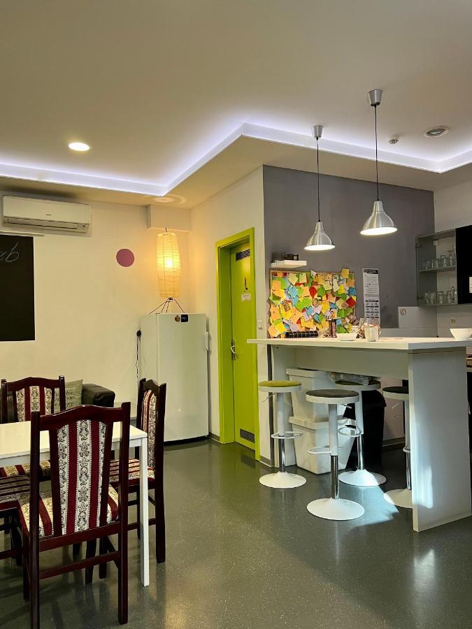 Himalayan Hostel Zagreb Bagian luar foto