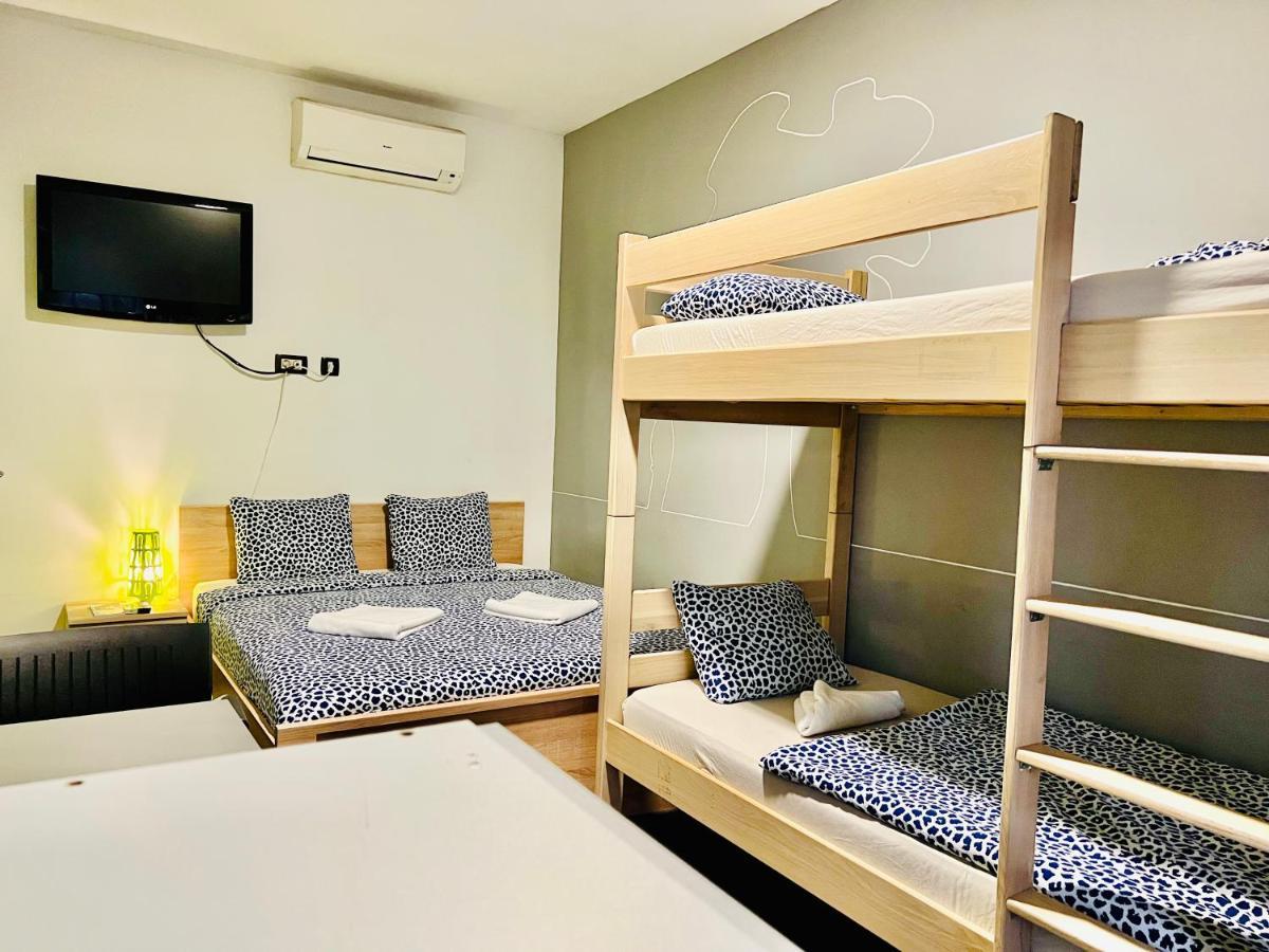Himalayan Hostel Zagreb Bagian luar foto